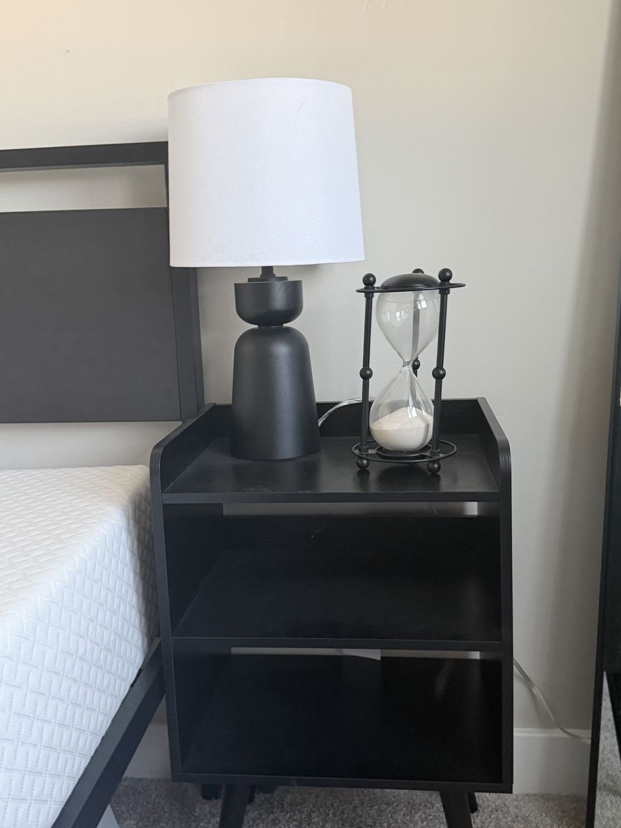 Momdern Black Nightstand Pair with Open Storage Shelf and Lower drawer with black lamps