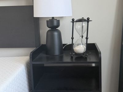 Momdern Black Nightstand Pair with Open Storage Shelf and Lower drawer with black lamps