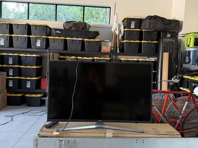 Samsung UN40MU6290F LCD TV