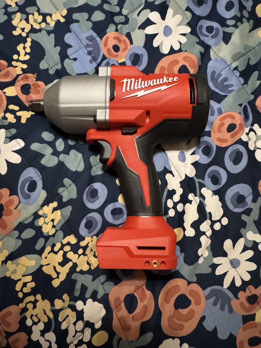 Milwaukee Brushless Impact Gun