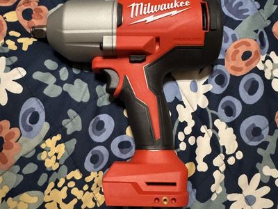 Milwaukee Brushless Impact Gun