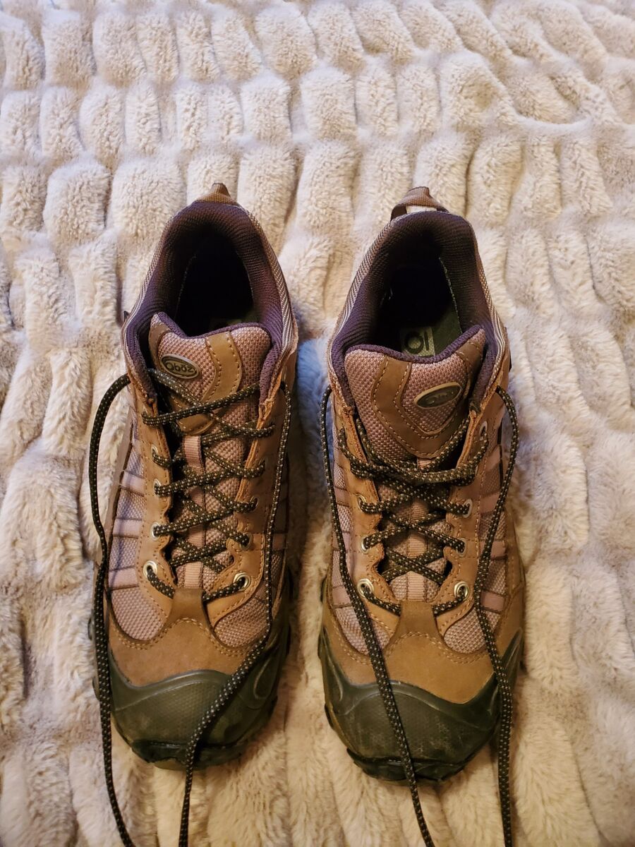 Oboz hiking shoes, men's size 9