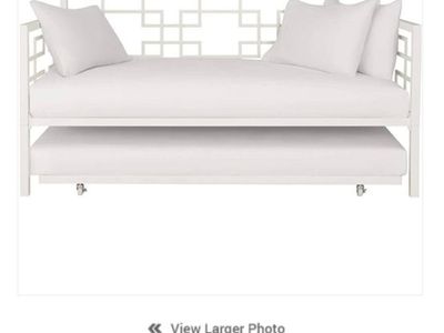Daybed Frame with Twin Pull-Out Trundle Bed