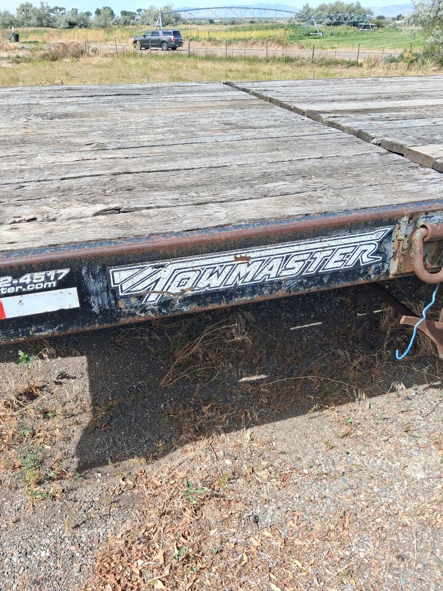2007 Tow Master trailer - 80,000 LB