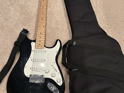 Cort Pro Custom Electric Guitar with Soft Case - Black