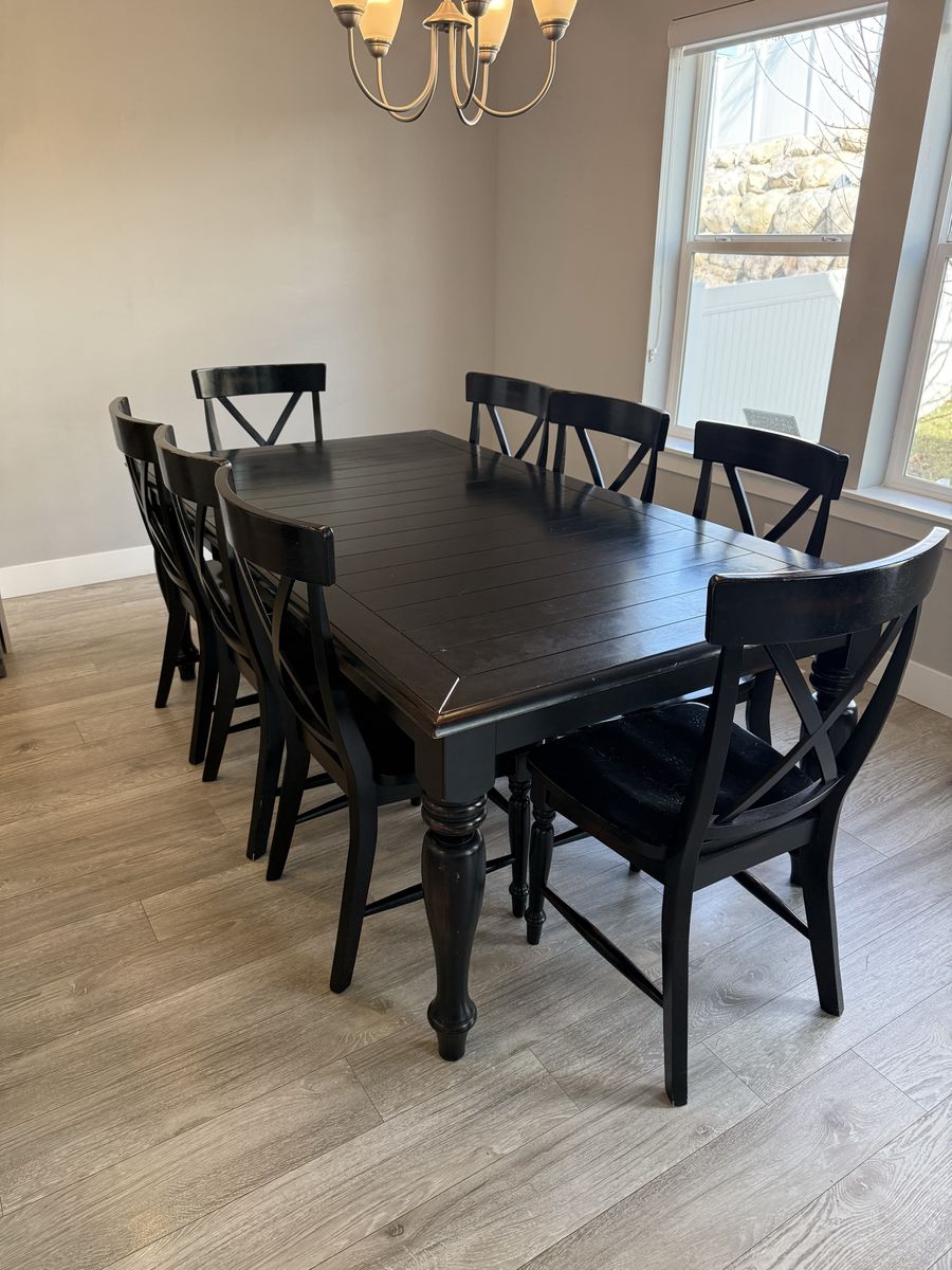 Kitchen Dining Table 8 Chairs Black OBO