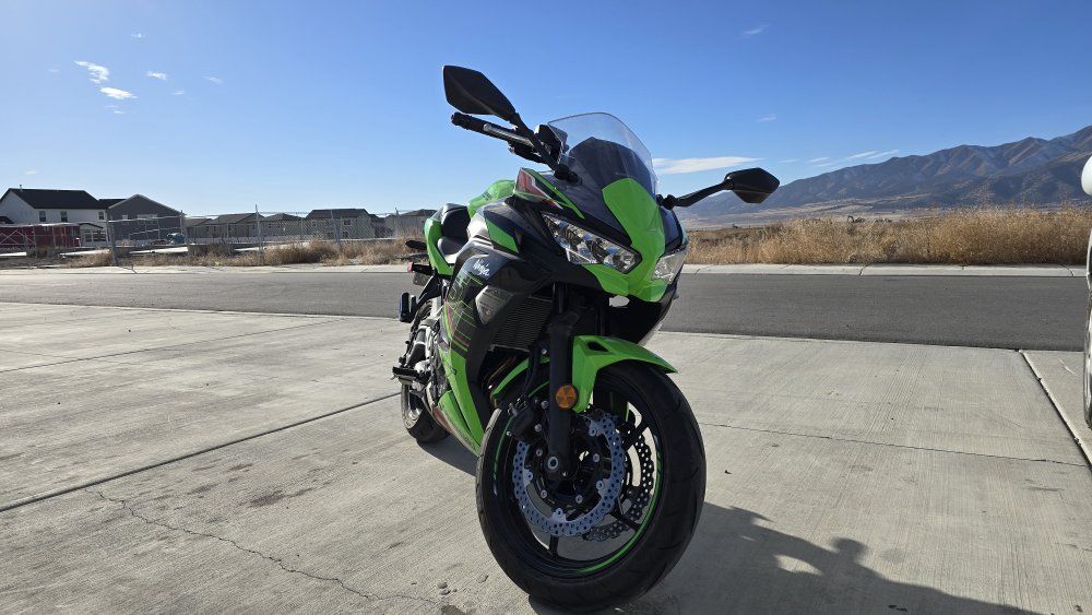 2023 Kawasaki Ninja 650 KRT ABS
