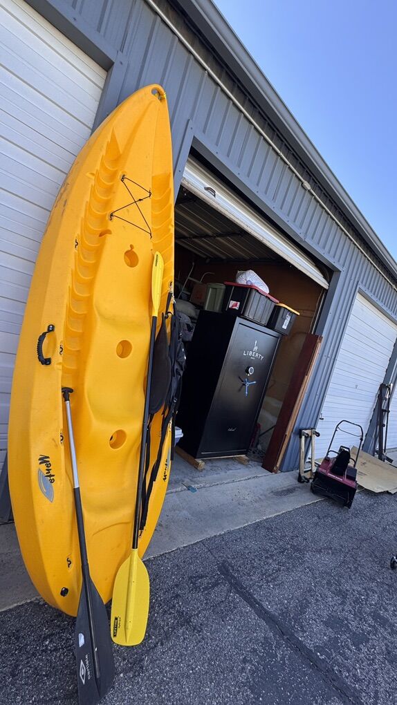 Lifetime Manta 10' Kayak