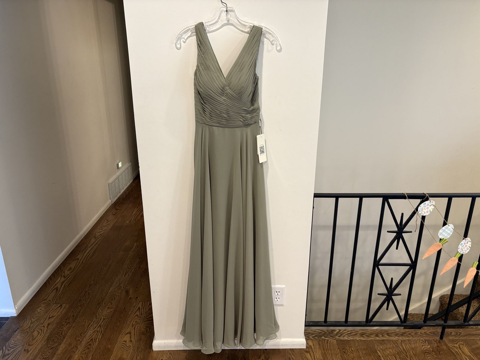 NEW Celadon Green Special Occasion Dress, Size 2