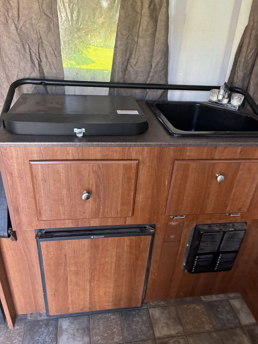 Main image 6
