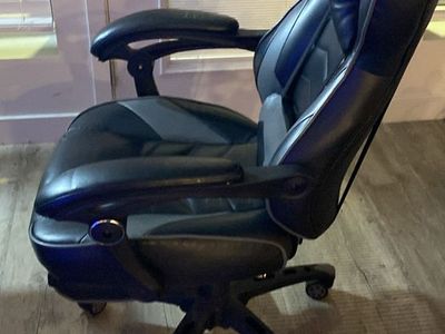 GTRACING Gaming Chair, Black Ergonomic Swivel Office Chair with Lumbar Support