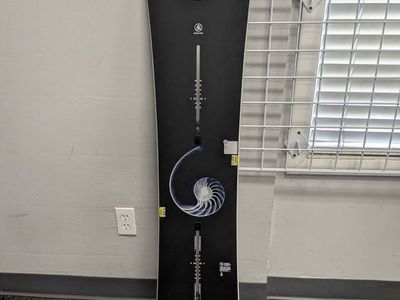 Burton Family Tree: Hometown Hero 144cm Snowboard -New(2026)