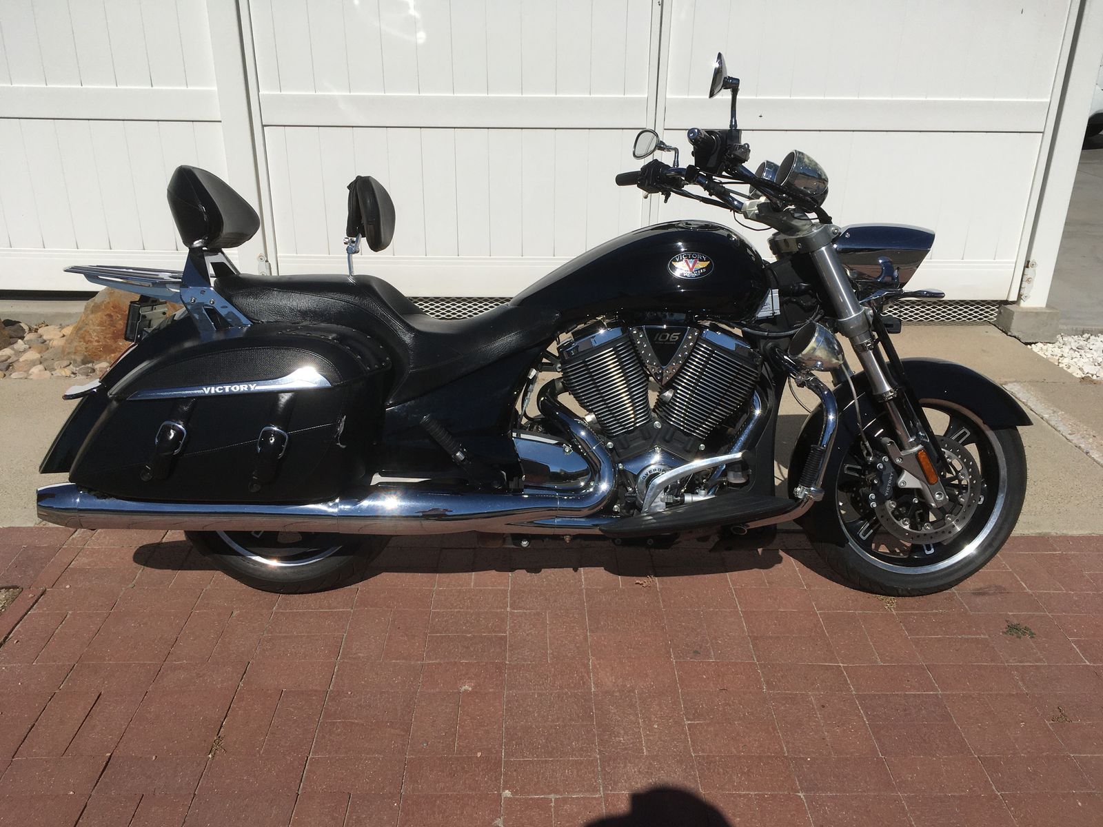 2011 Victory Cross Roads Sweet Bagger