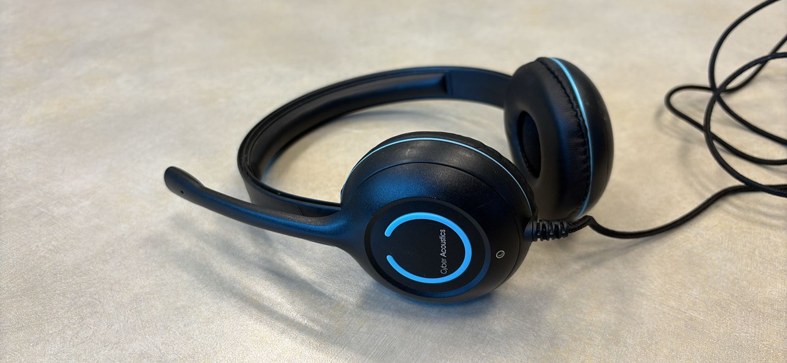 Cyber Acoustics gaming headphones