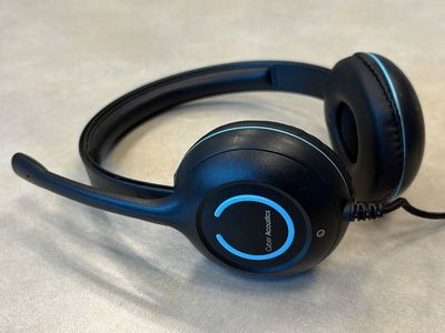 Cyber Acoustics gaming headphones