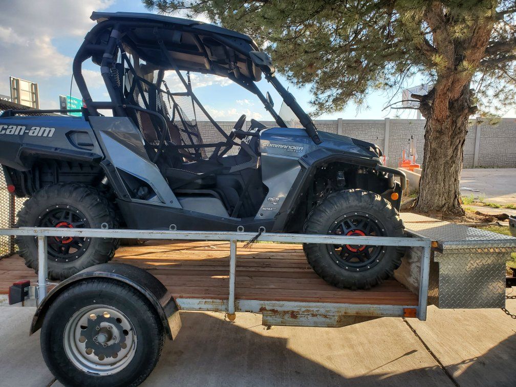2017 Can-Am Commander 1000 Model 6GHA Trailer and Plow package.