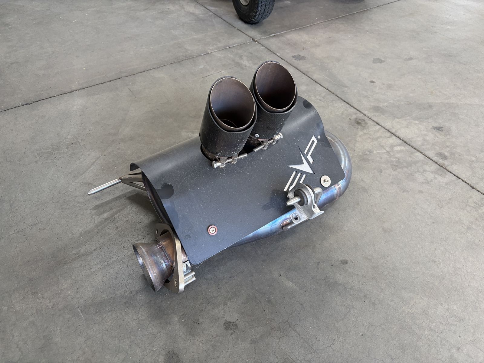 Polaris Pro r Evo Magnum Exhaust