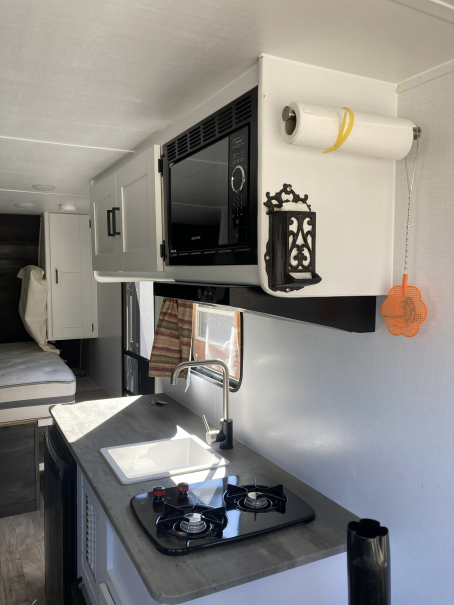 Main image 19