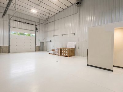 1,800 sq ft Commercial Flex Space Layton only one left!