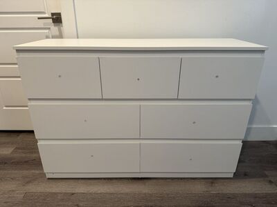Brand New Modern White 7 Drawer Dresser