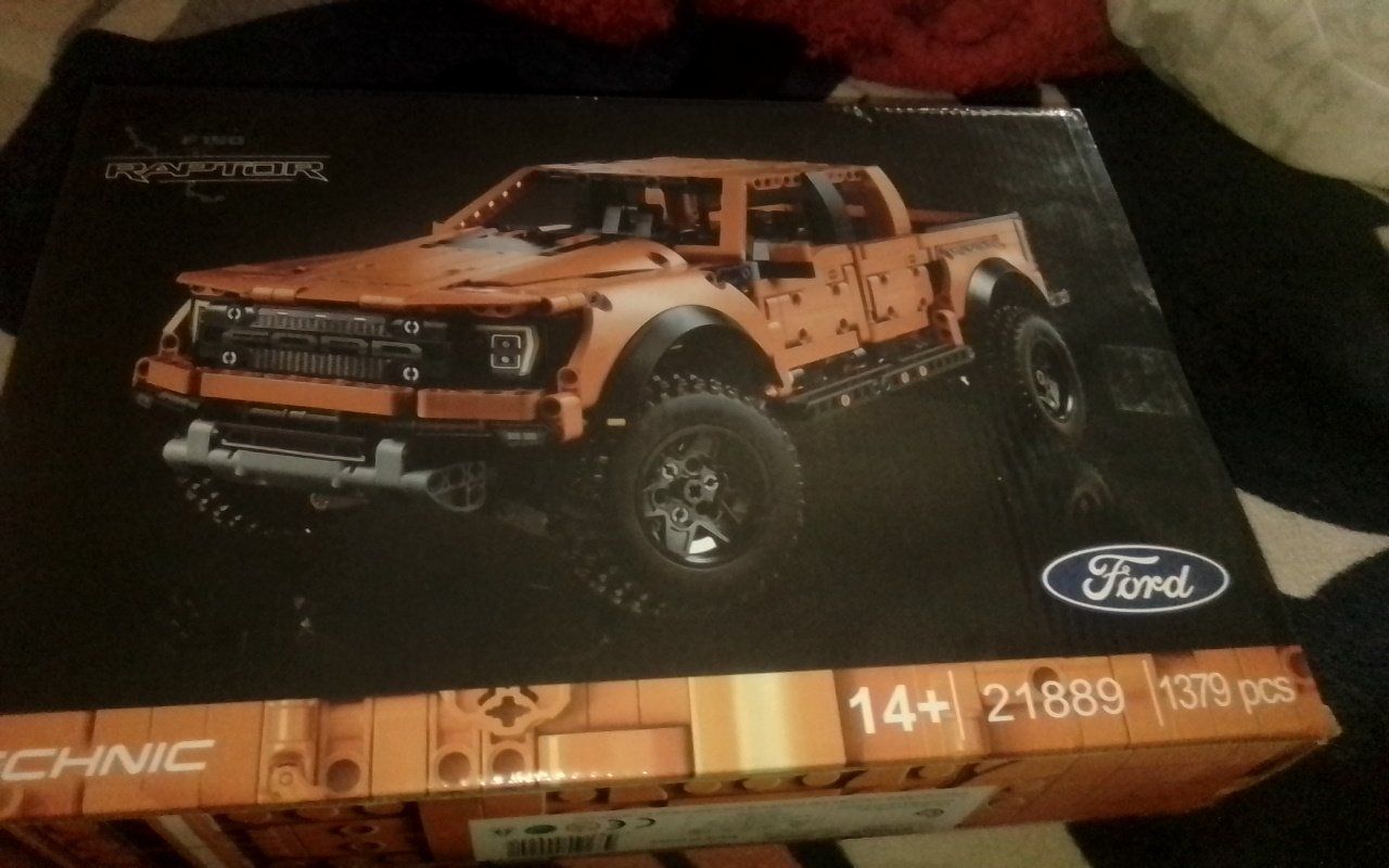 Ford F-150 Raptor Truck Model Set 1379 pcs
