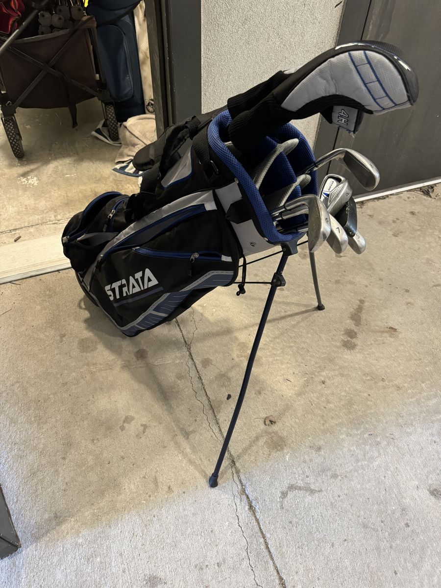 Men's Strata Plus Golf Clubs & Bag