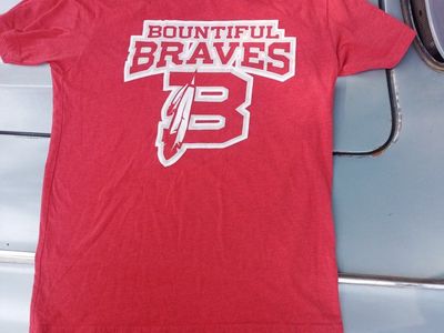 Politically incorrect Bountiful Braves red T-Shirt Adult Size Large- School Spirit Apparel