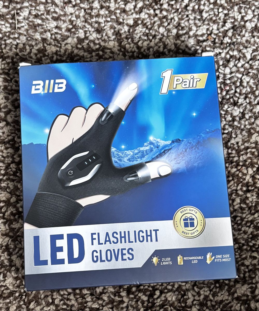 LED flashlight gloves in box