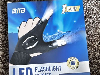 LED flashlight gloves in box