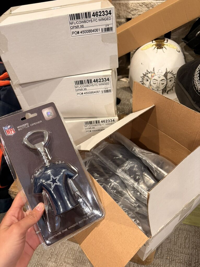 NFL/ Dallas Cowboys Winged Bottle Opener