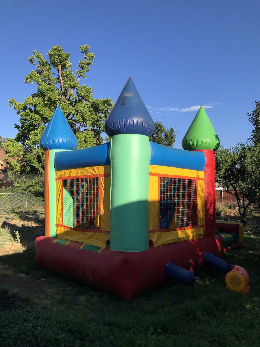 Main image 3