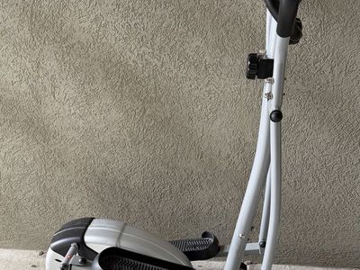 Sunny Health & Fitness Elliptical
