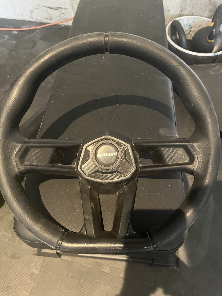 Can Am maverick X3 steering Wheel