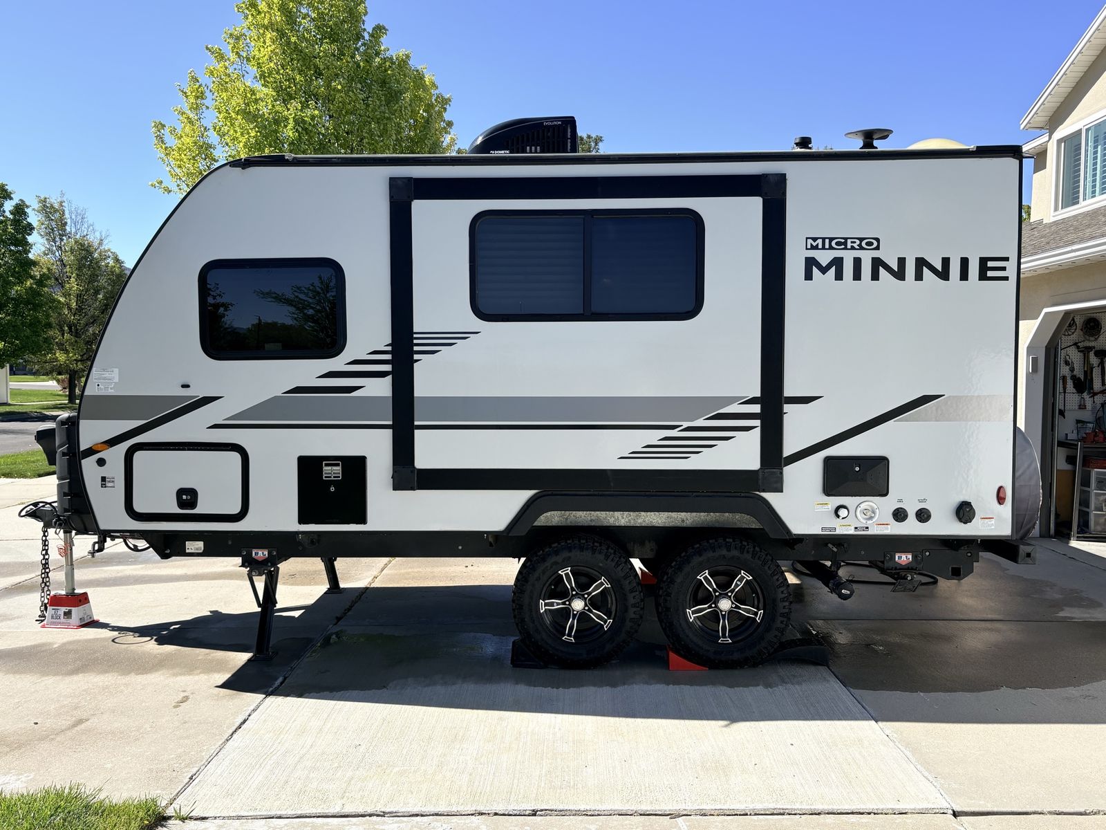 2022 Winnebago Micro Minnie
