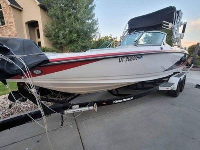2013 MasterCraft X-45 Wakeboard/Wakesurf boat