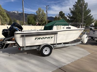 2002 Bayliner Trophy