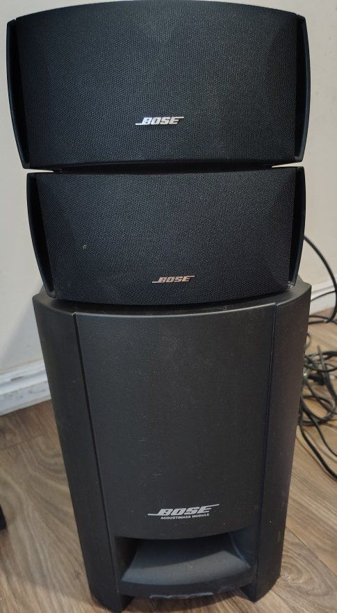 Bose CineMate Series II Digital Home Theater Speaker System Acoustimass Module & 2 Speakers