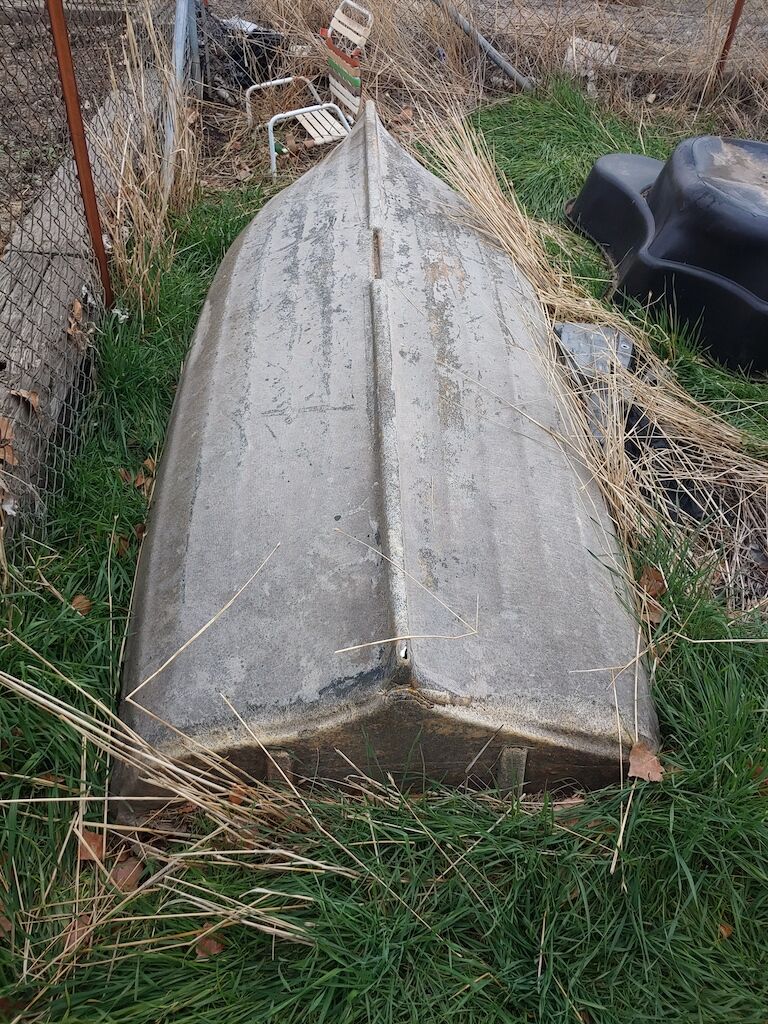 Class "A" Skiff, Dinghy or Fishing Boat / Fiberglass 12' x 4' approximately