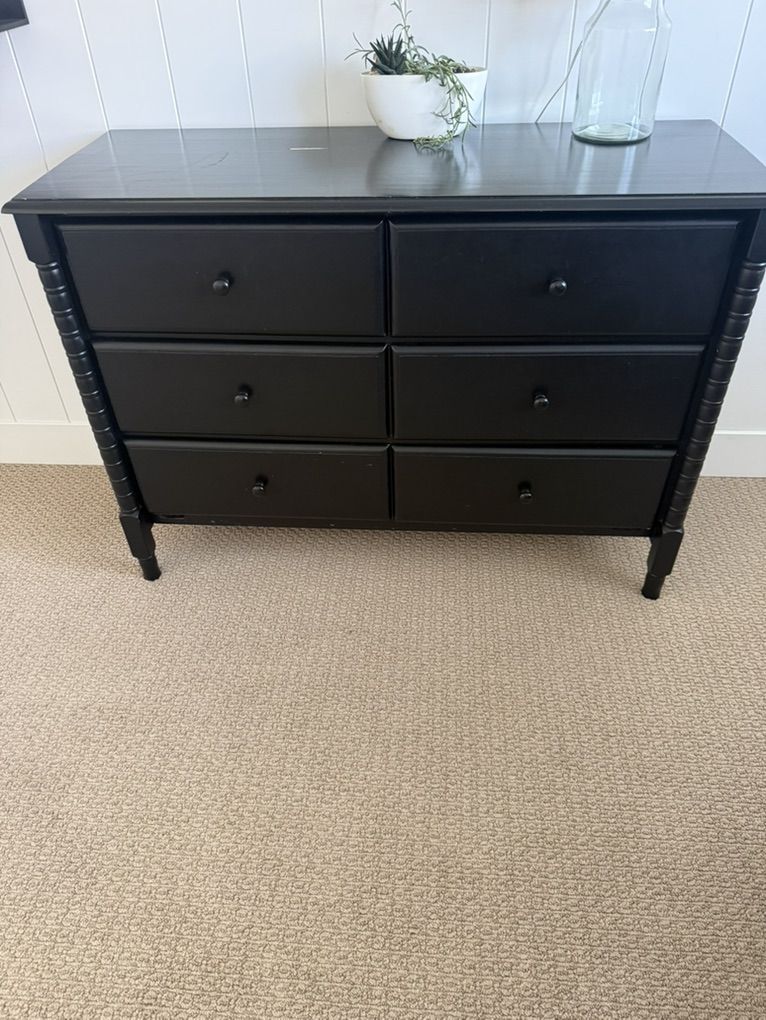Black Spindle 6 Drawer Double dresser