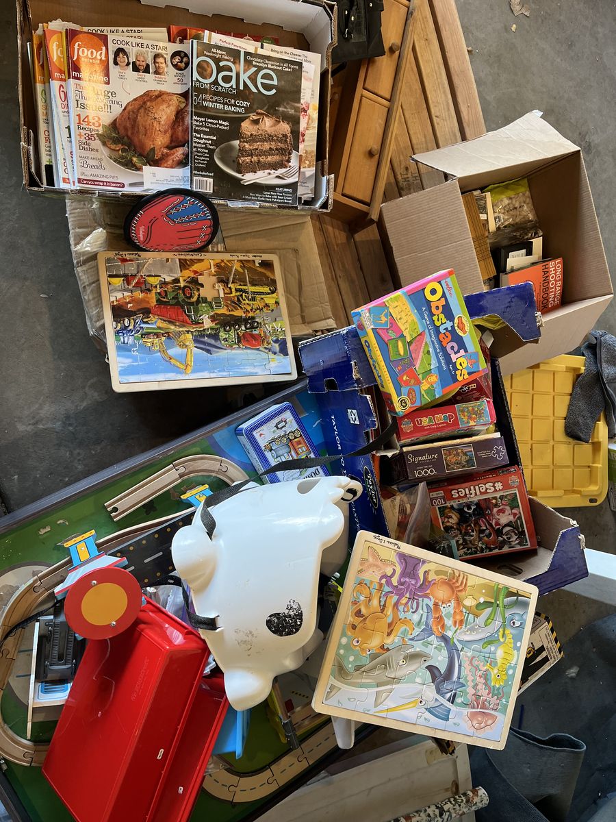 Garage Sale 4/18 West Haven