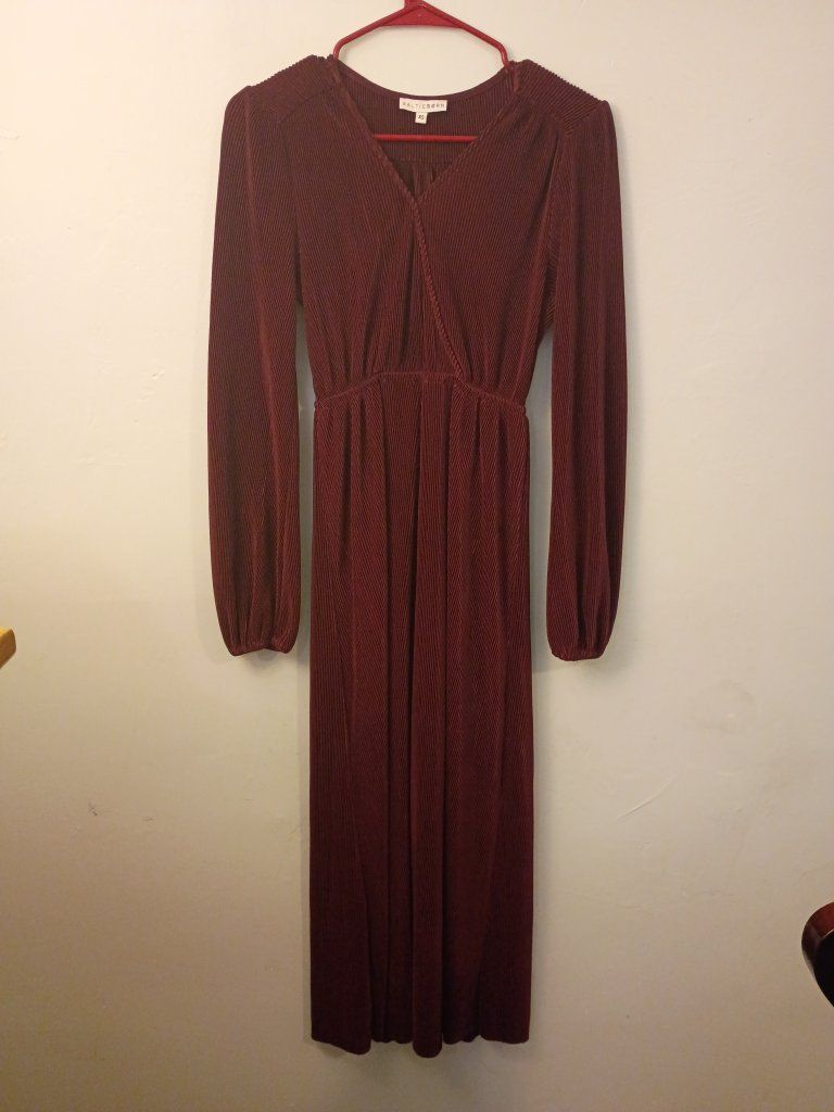 Baltic Born XS Maroon Burgundy Micro-Pleated Long Sleeve Maxi Dress