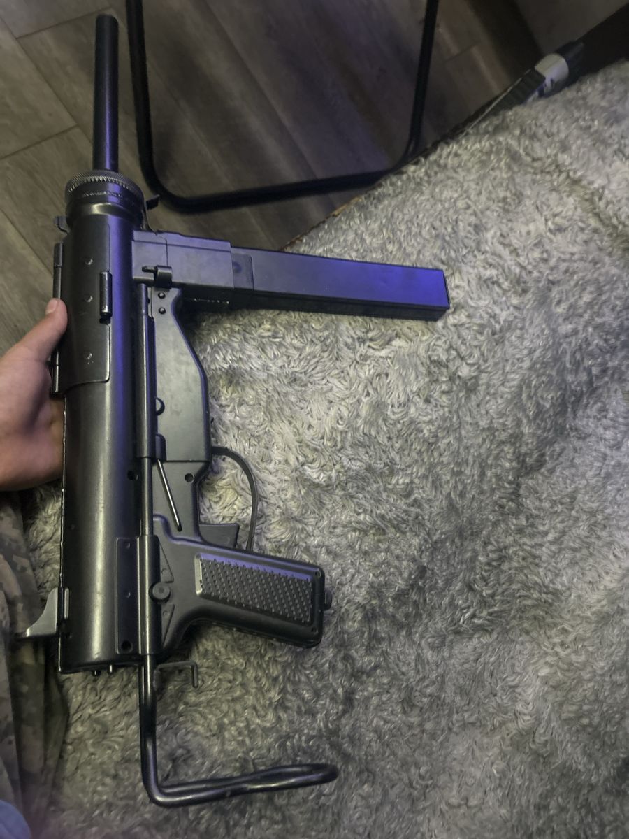 CO2 Powered Full Auto Metal BB Submachine Gun Replica