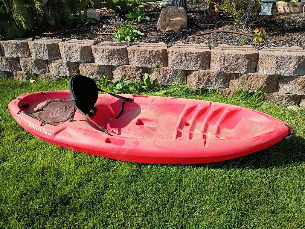 8' lifetime kayak