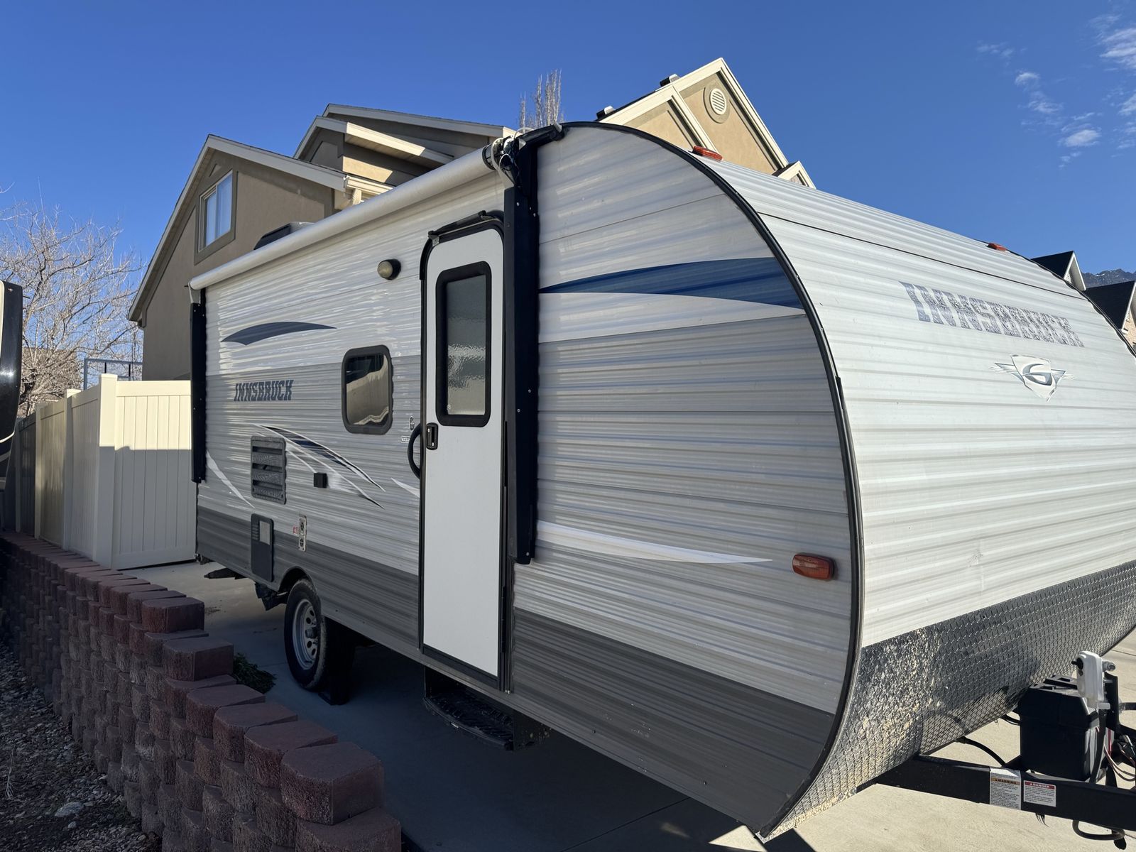 Innsbruck 2017 Travel Trailer Bumper Pull - Great Condition, Spacious. They manufacture 5/30/2017