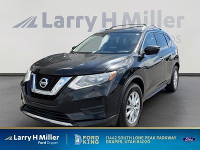 2017 NISSAN ROGUE SV