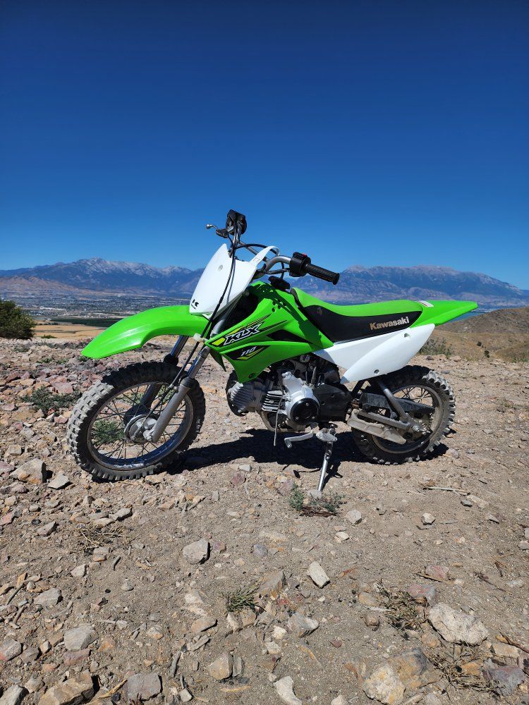 Kawasaki KLX 110 Dirt Bike - Green/White Off-Road Motorcycle