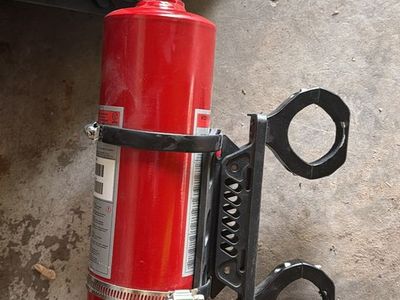 Fire Extingisher And Harness