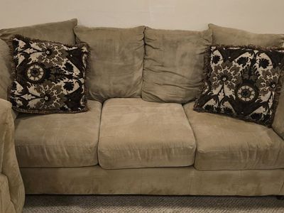 Cozy Couch & Loveseat Set – Neutral Color, Very Comfortable