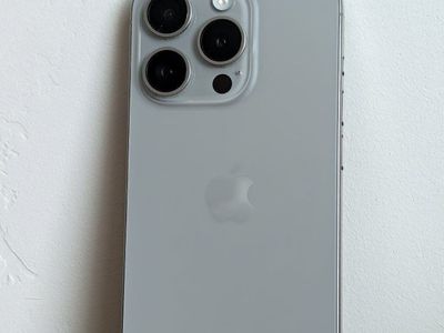 Apple iPhone 15 Pro - Natural Titanium - 128 GB - Used Good Condition