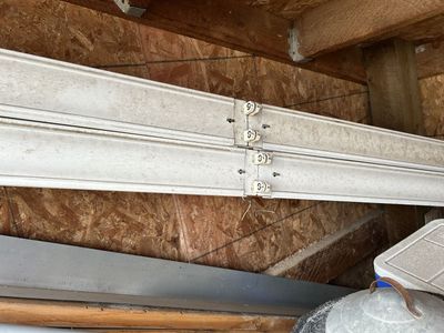 6 Foot Fluorescent Light